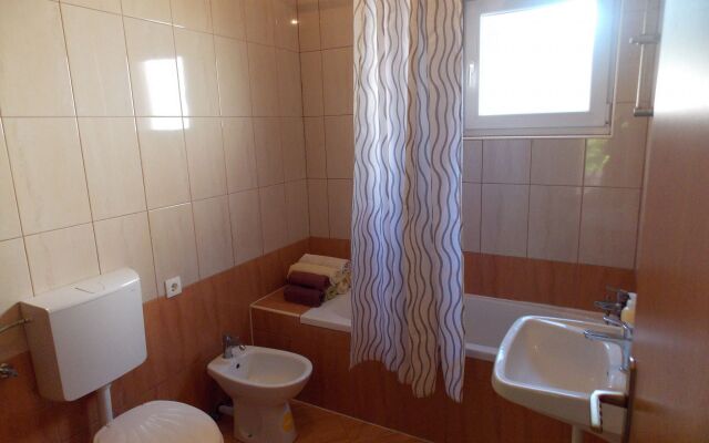 Holiday house Andro - with parking : Bibinje, Zadar riviera