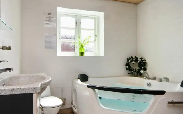 8 Person Holiday Home in Hemmet