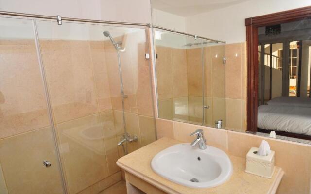 Carlton Luxury Villa