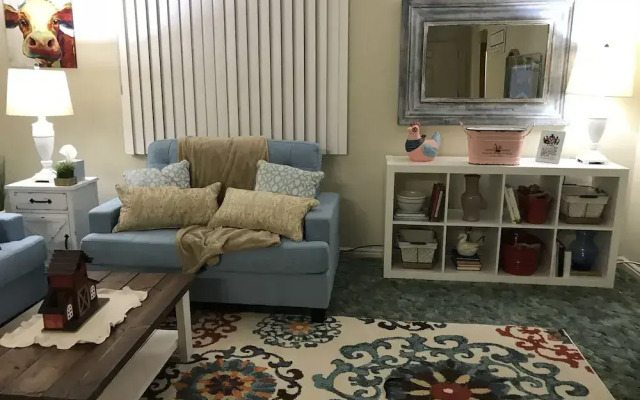 Parkway Suites