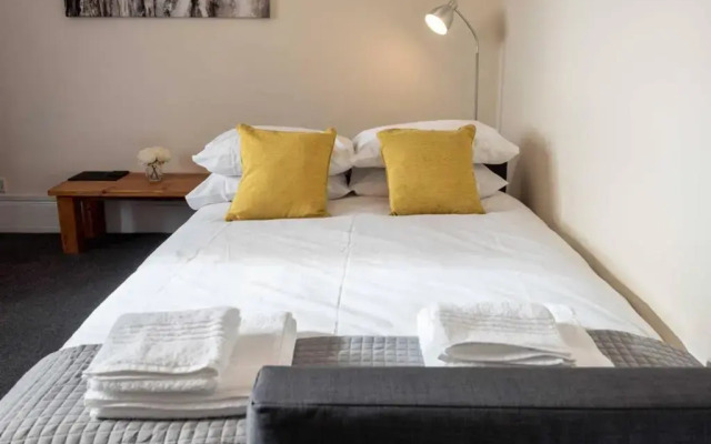 ☆Spacious Flat Close to University and City Centre