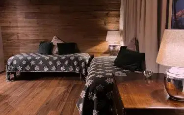 Le Samovar Guest House