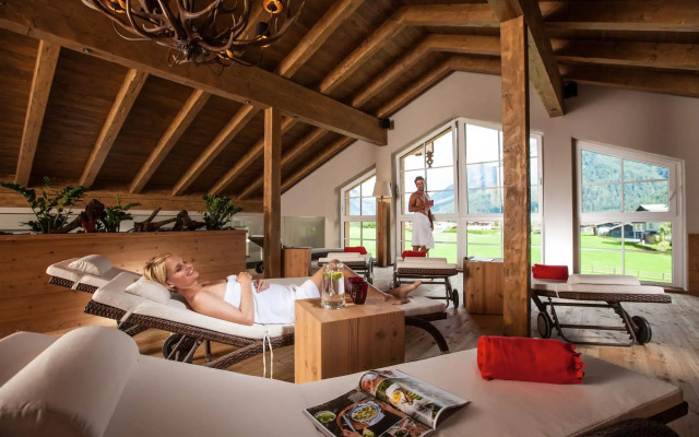 Waidringer Hof - 1. Tiroler Glückshotel