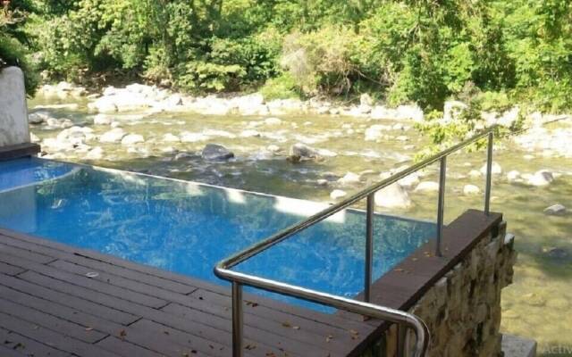 Azul Esmeralda By Rotamundos