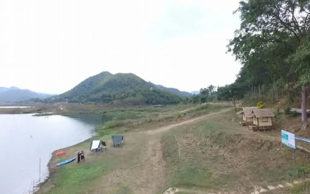 T and P Lake View
