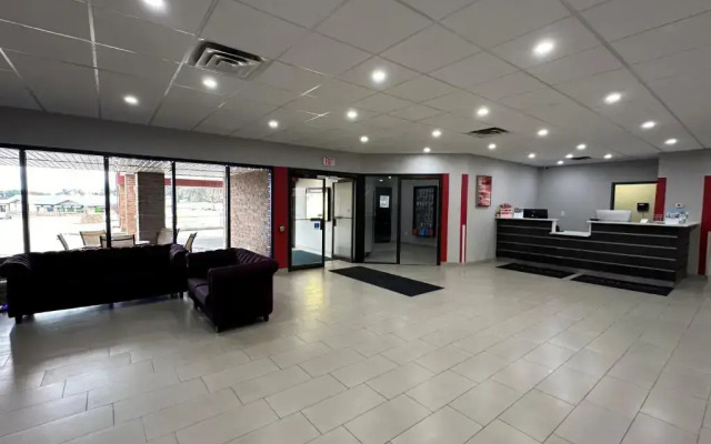Ramada Waupaca
