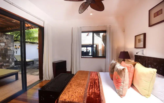 Sankhara Beachfront Villas