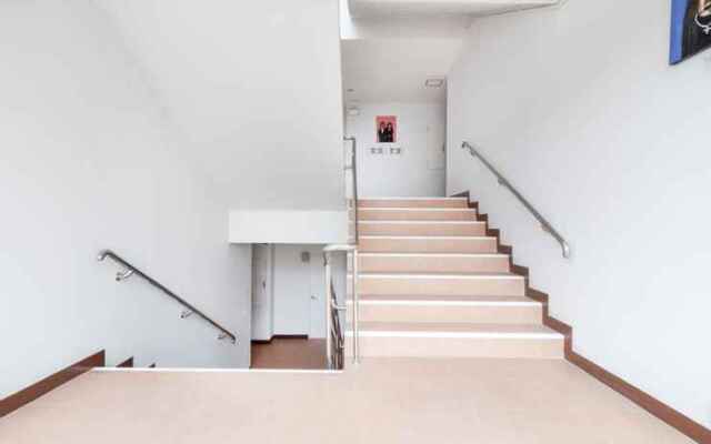 Treeyapat Place by OYO