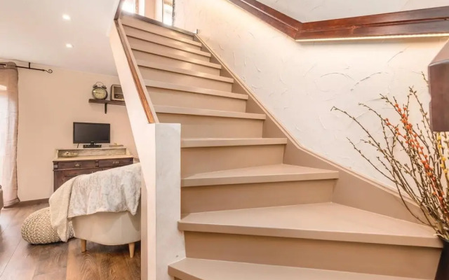 Stunning Home in Moscenicka Draga With 1 Bedrooms