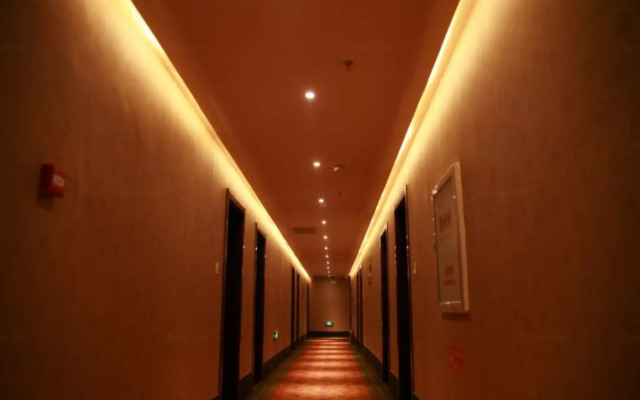 GreenTree Inn Puyang Jingkai Avenue Wuyi Road Business Hotel