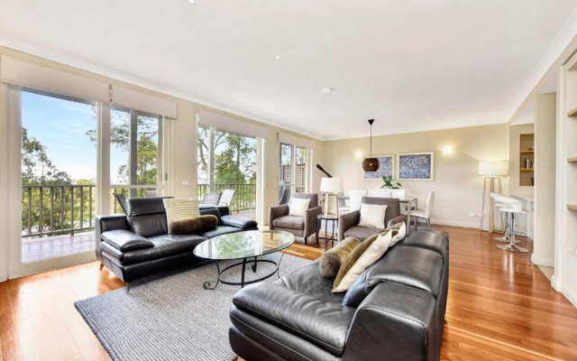 Villa 3Br Bordeaux Resort Condo Located Within Cypress Lakes Resort (Nothing Is More Central) – Guest Rooms – Pokolbin