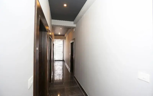 Hotel Bhinna Sakala by OYO Rooms