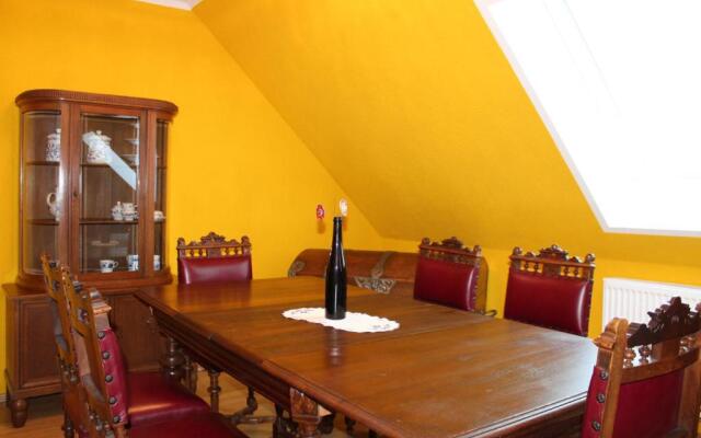 Heinrich's Pension & Cafe-Wirtschaft