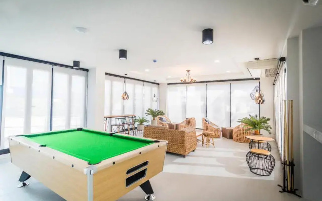 Triple Z Hotel