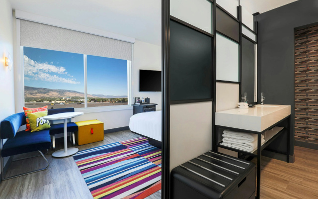 Aloft Reno-Tahoe International Airport