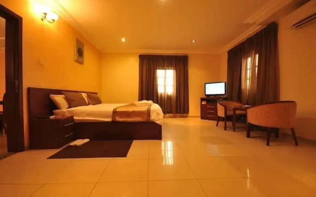 Impeccable Hotel by HomeVille Plus Benin