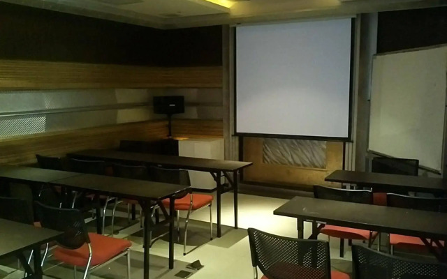 Motel 168 Shanghai Yindu Road Branch