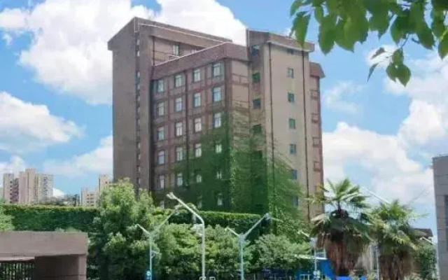 Meishan Hotel