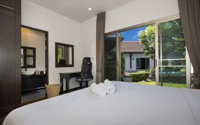 Live the Tropical Dream at Villa Mylico