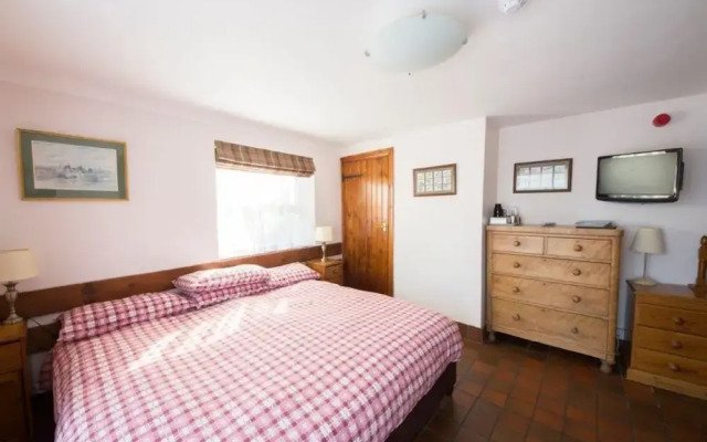 Llanerchindda Farm Guest House