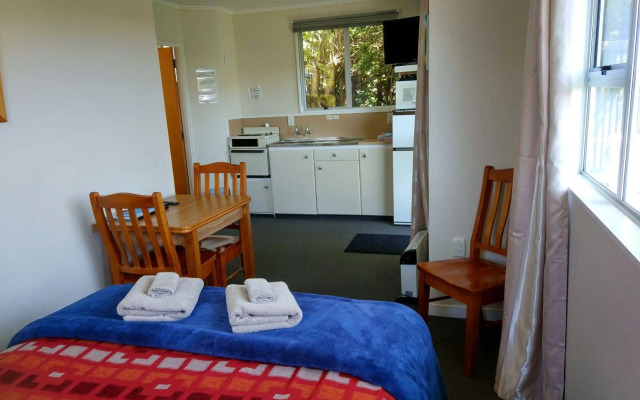 Waikawa Bay Holiday Park