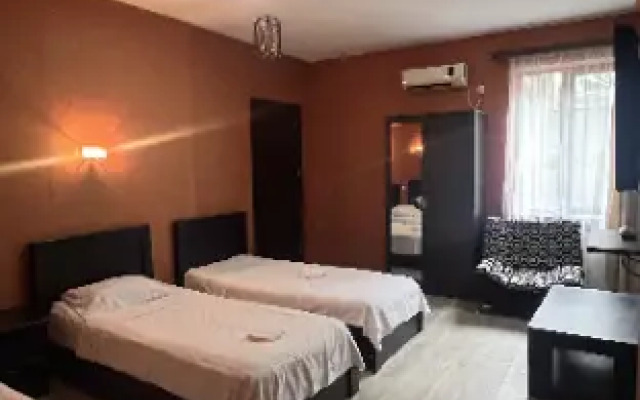 Отель Old Street Tbilisi