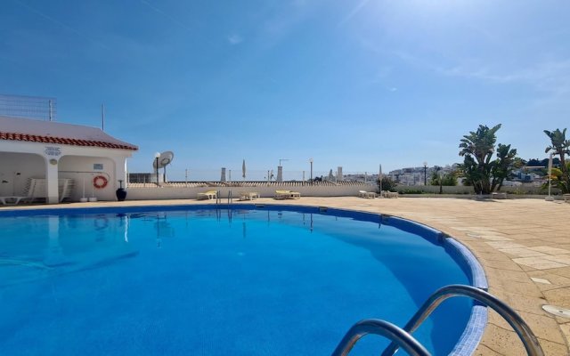 T3 Center of Albufeira With Swimming Pool