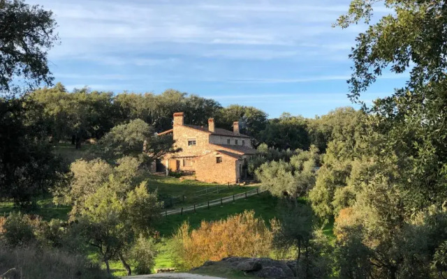 Apartamentos Rurales La Macera ****