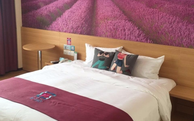 Pai Hotel Nanchang West Gate Xialuo Jiangxi University of Finance and Economics West Gate – Guest Rooms – Nanchang