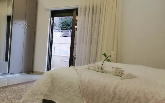 Amazing one Bedroom Apartment in Amman,elwebdah 1