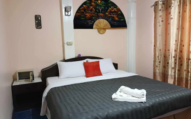 Patong Rose Guesthouse