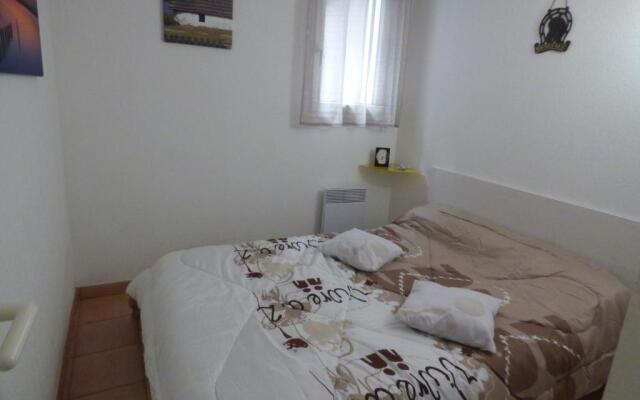 Appartement Saintes-Maries-de-la-Mer, 2 pièces, 4 personnes - FR-1-475-27