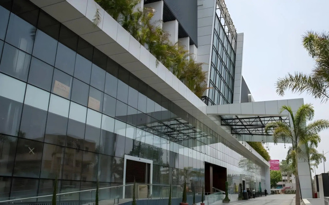 Regenta Central Hotel & Convention Nagpur