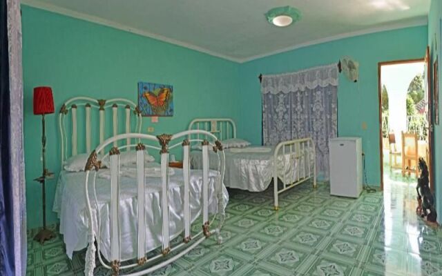 Hostal Casa Tuto & Cary