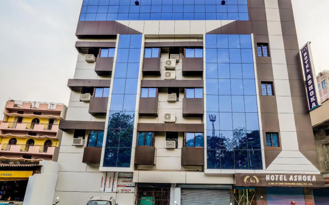 OYO 38027 Hotel Ashoka by OYO Rooms