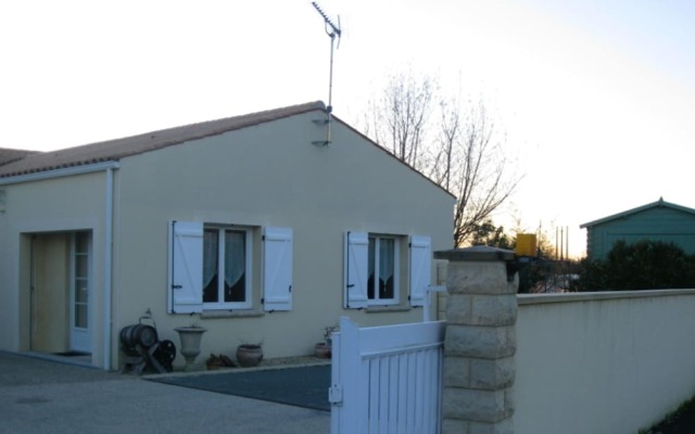 Studio in Tonnay-charente, With Enclosed Garden and Wifi