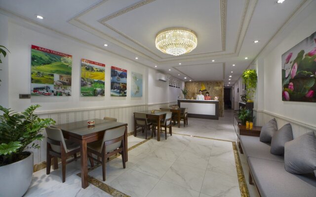 Galliot Central Hotel