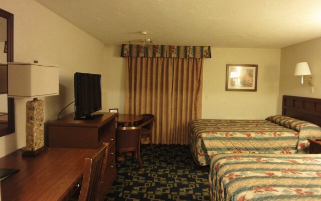 Hyannis Travel Inn