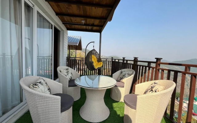 Hotel Wood Winds - A Best Valley View Hotel
