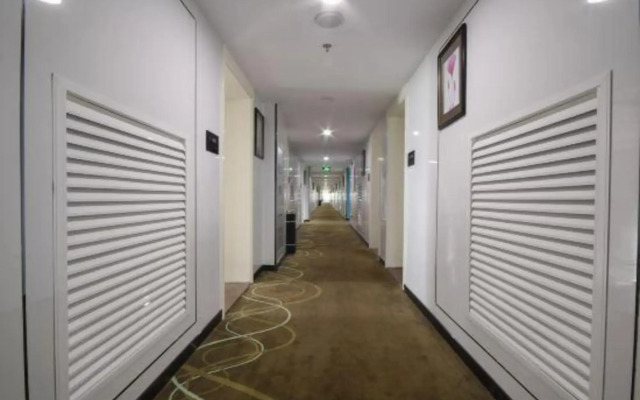 Xana Lite Hotelle(Tianjin Xiqing University Town)