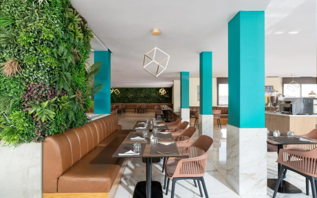 Rihab Hotel