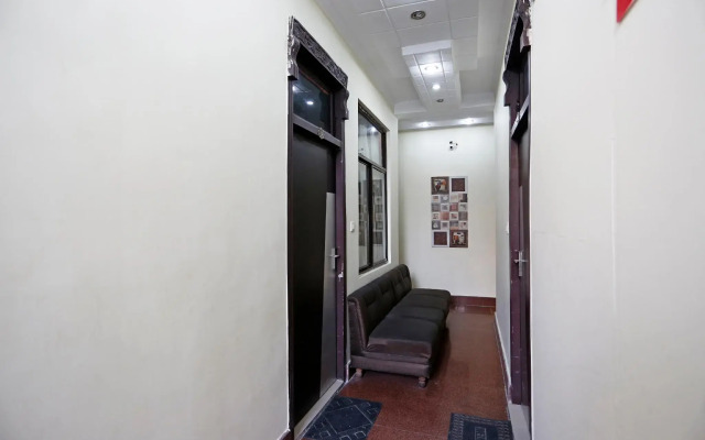 OYO 4752 Hotel Alpine