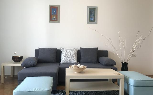 FM Deluxe 2-BDR Apartment with Terrace - Central City View