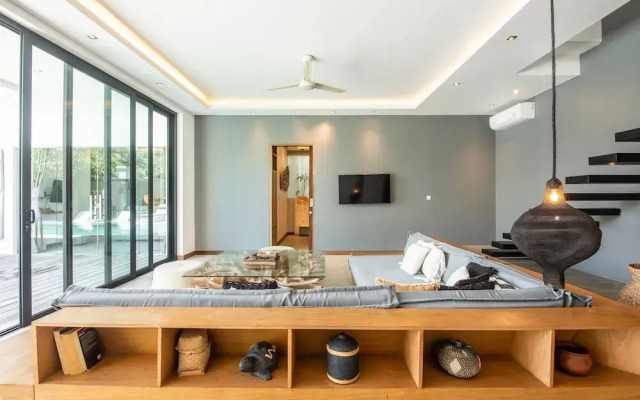 Niko 2 R New Villa Close to Finns Beach Club