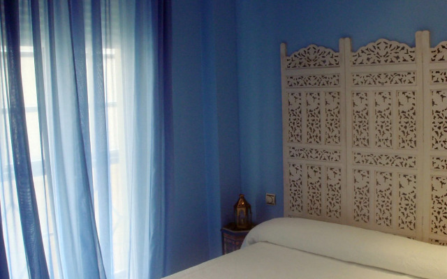 Life Apartments Giralda Suites