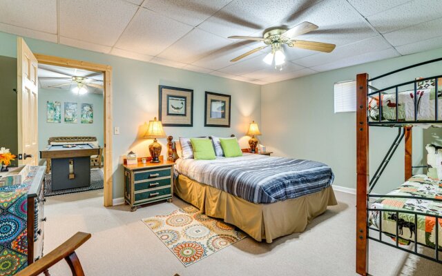 Pet-friendly Hiawassee Cabin w/ Lake Views & Sauna