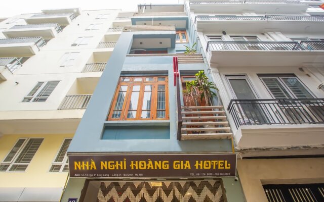 OYO 833 Hoang Gia Motel