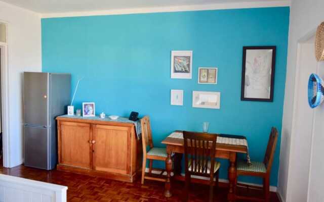 Kloof Street Central 2 Bedroom Apartment