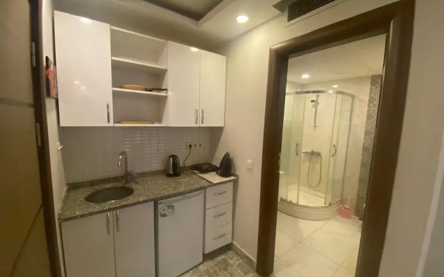 The Red Tent Suite 88