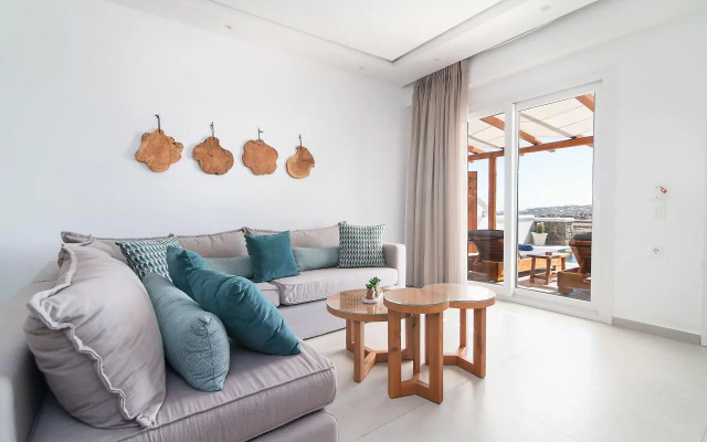 Villa Evi & Suites